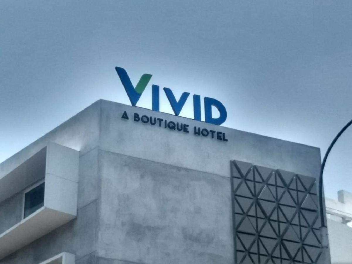 ヴィヴィッド ザ ブティック ホテル Tiruchirappalli エクステリア 写真